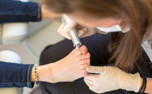 Pedicure (Gespecialiseerd Voetverzorger)