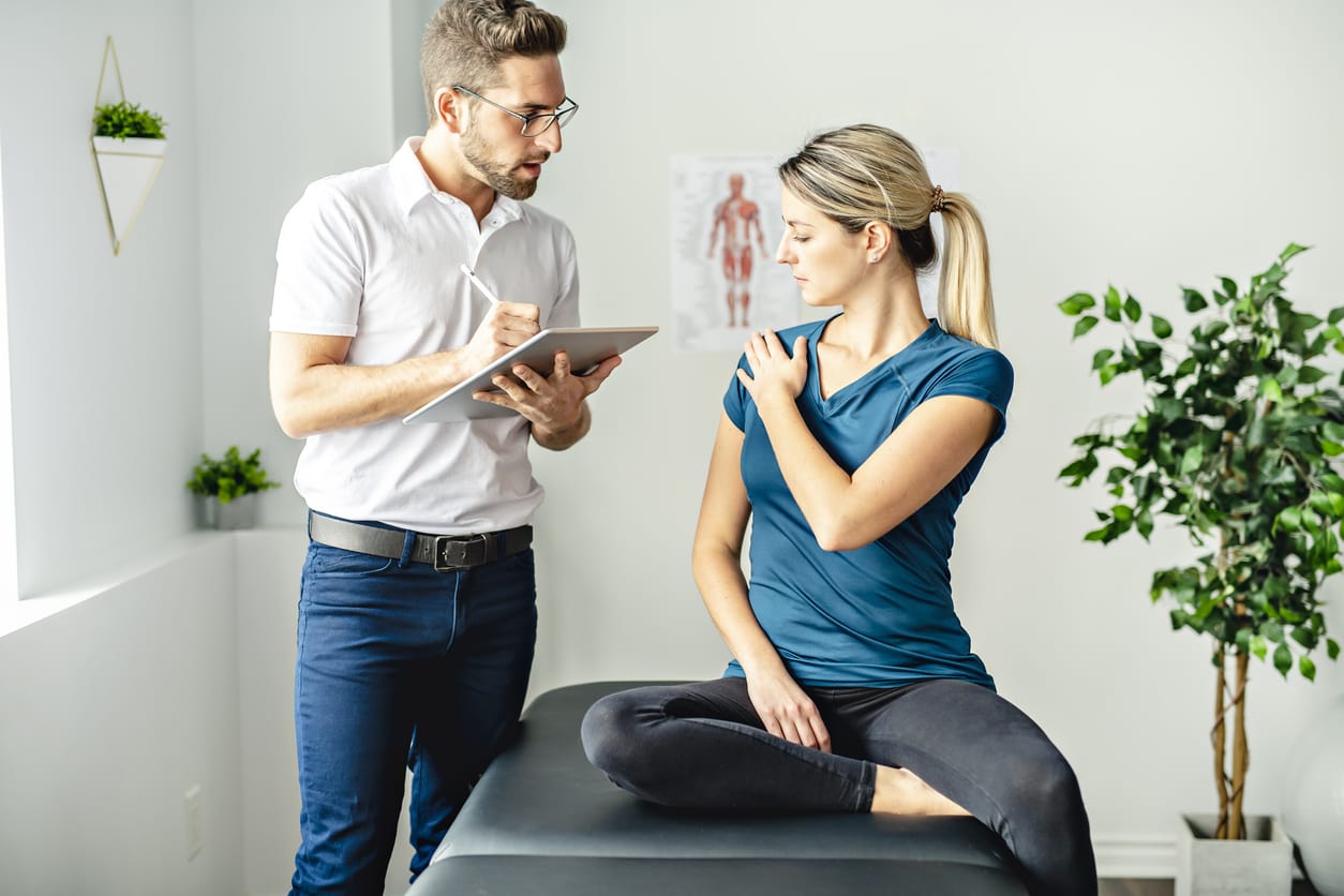 Welke vragen stel je bij een intake voor een massage? (gratis intakeformulier)