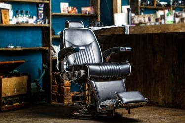 Behandelstoel in barbershop.
