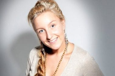 Docente Maite Jaspers van de opleiding hairextensions