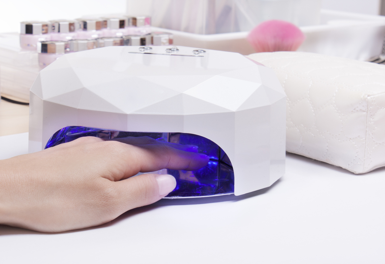 UV-lamp kopen gelnagels. Waarop letten? - Wellness Academie