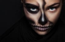 Leer enge make-up looks in de cursus special effects FX make-up.